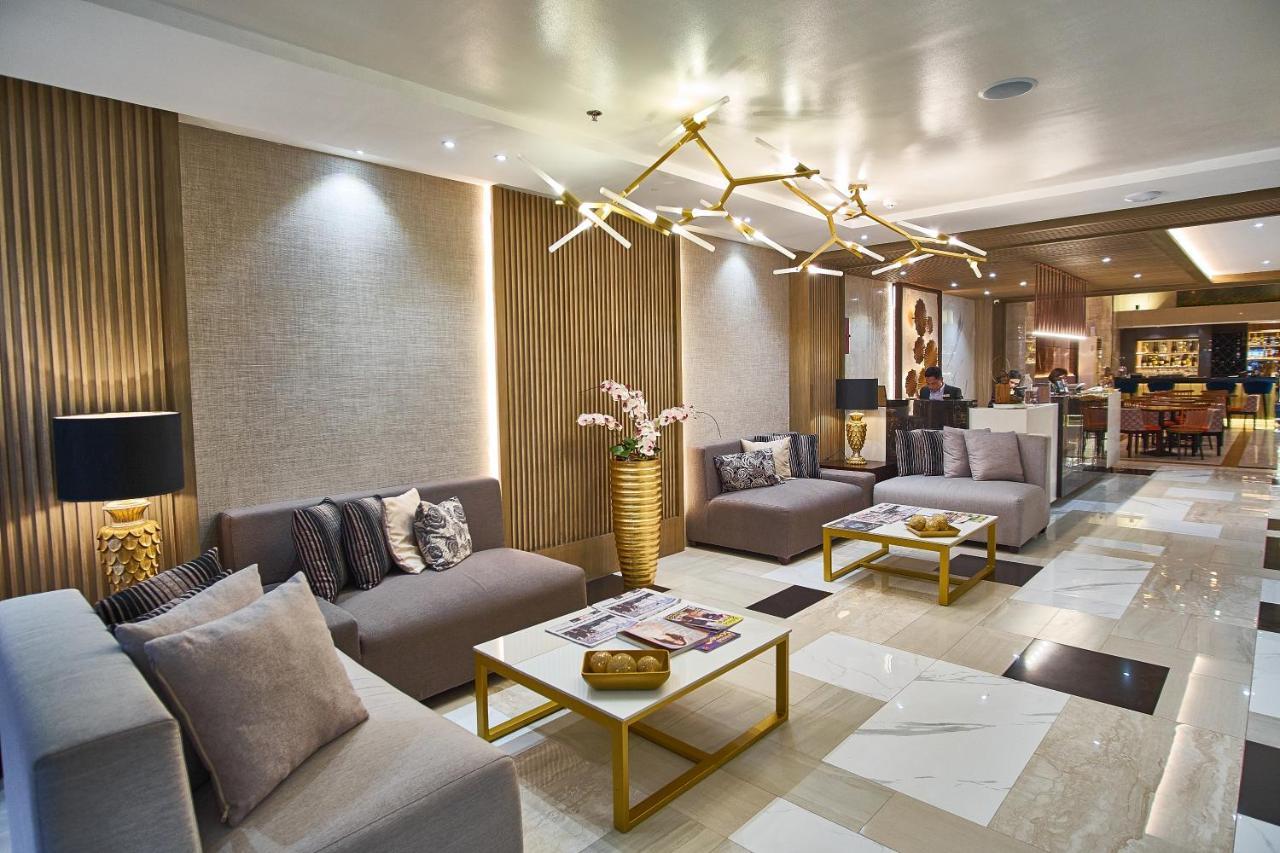 J7 Hotel Илоило Экстерьер фото
